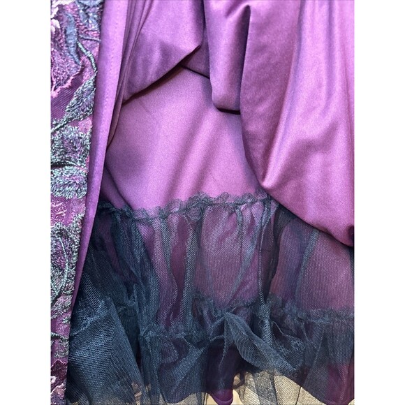 Morgan & Co. Size 12 Dress Burgundy Mesh Floral Embroidered Prom Homecoming - Picture 6 of 10